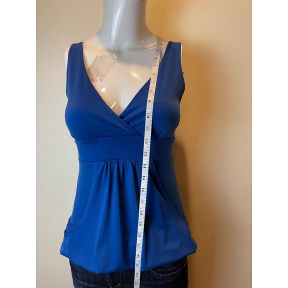 Molli & Mia Women Faux Wrap Twist Front Tank Top Sleeveless Backless Navy Small - Picture 3 of 7